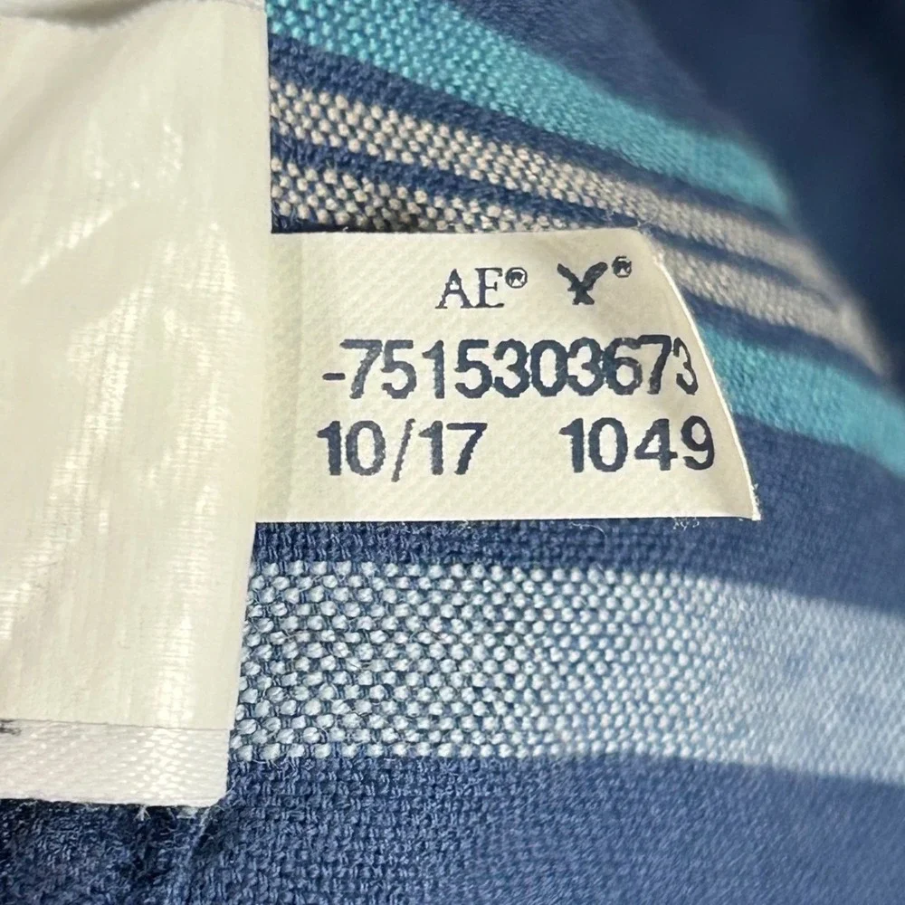 American Eagle Outfitters Mens‎ Striped Button Down Shirt Medium Soft Blue